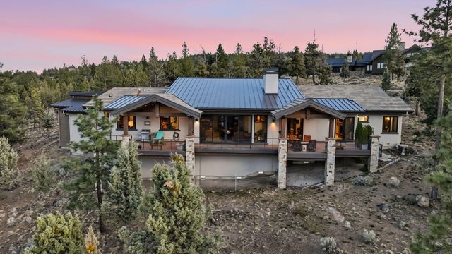3487 NW Greenleaf Way, Bend, OR 97703