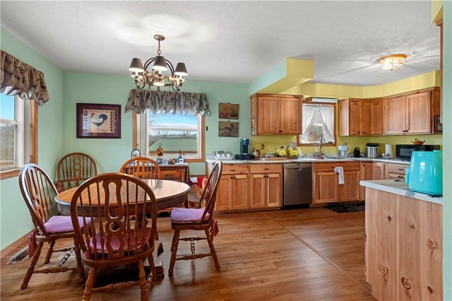 444 County Road 629, Green Forest, AR 72638