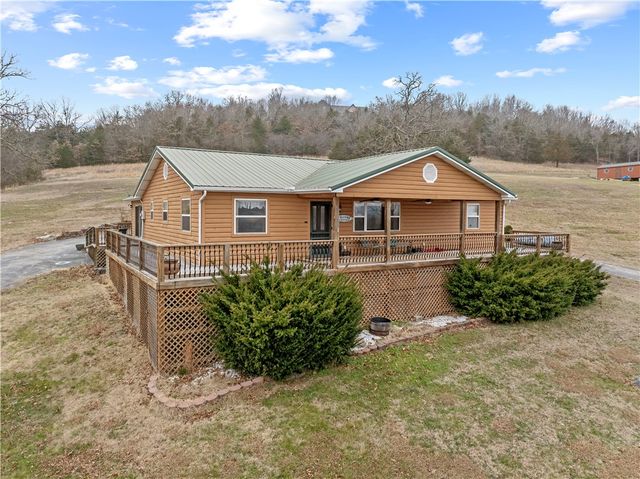 444 County Road 629, Green Forest, AR 72638