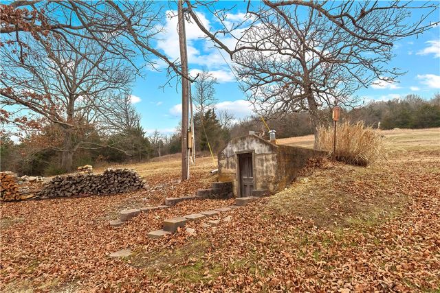 444 County Road 629, Green Forest, AR 72638