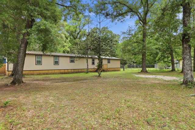 19856 E Old Highway 105, Cleveland, TX 77328