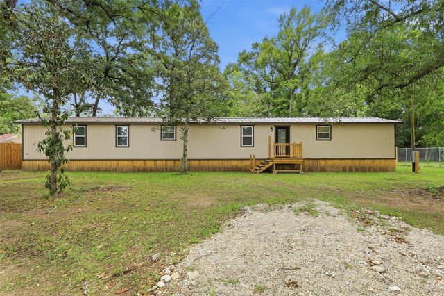 19856 E Old Highway 105, Cleveland, TX 77328