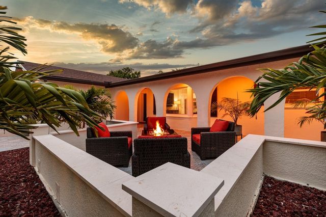 4626 BAYSHORE BOULEVARD NE, St Petersburg, FL 33703