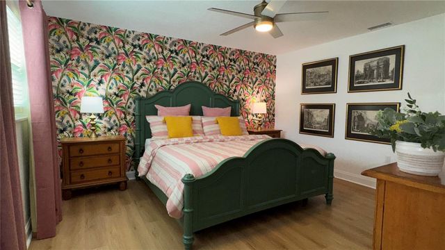 4626 BAYSHORE BOULEVARD NE, St Petersburg, FL 33703