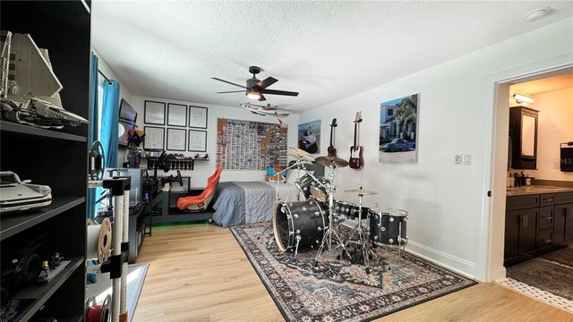 4626 BAYSHORE BOULEVARD NE, St Petersburg, FL 33703