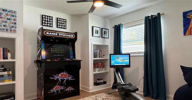 4626 BAYSHORE BOULEVARD NE, St Petersburg, FL 33703