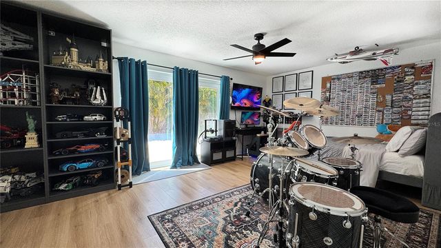 4626 BAYSHORE BOULEVARD NE, St Petersburg, FL 33703