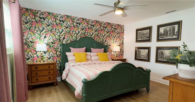 4626 BAYSHORE BOULEVARD NE, St Petersburg, FL 33703