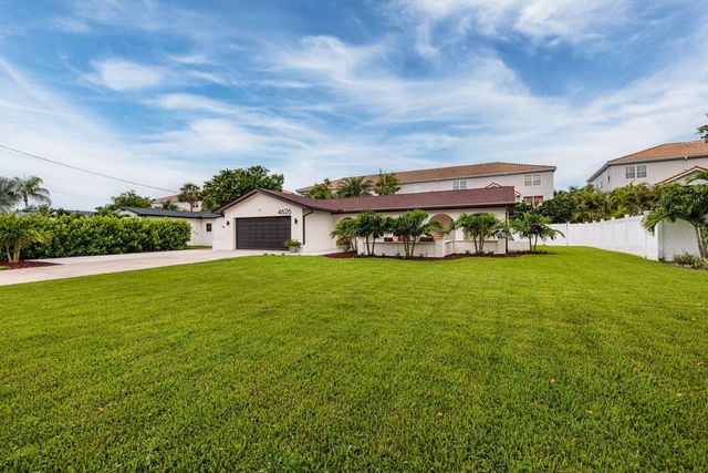 4626 BAYSHORE BOULEVARD NE, St Petersburg, FL 33703