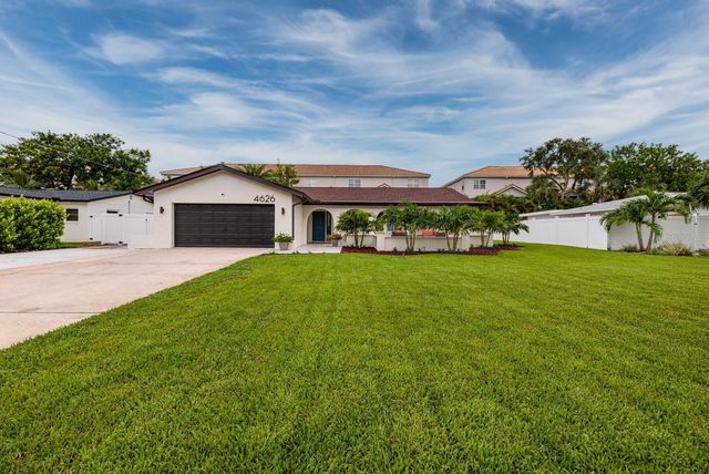 4626 BAYSHORE BOULEVARD NE, St Petersburg, FL 33703
