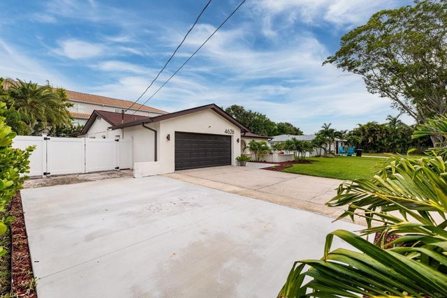 4626 BAYSHORE BOULEVARD NE, St Petersburg, FL 33703