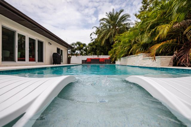 4626 BAYSHORE BOULEVARD NE, St Petersburg, FL 33703