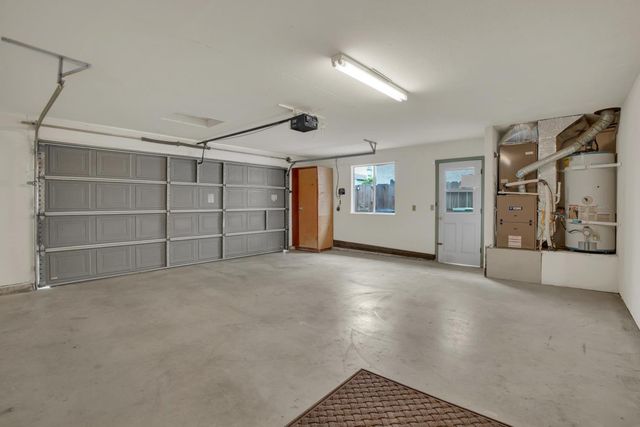 2071 N Daubenberger Rd, Turlock, CA 95382