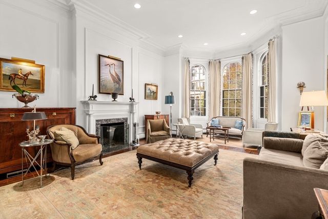12 Marlborough St 1, Boston, MA 02116