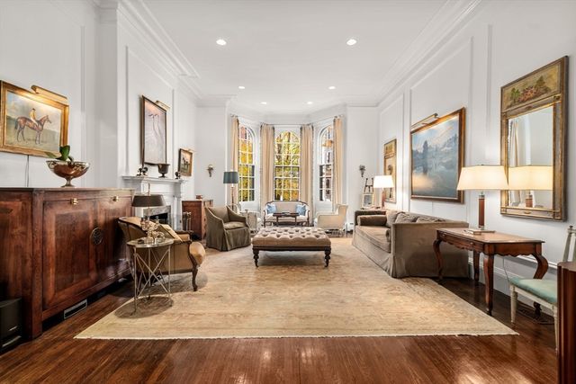 12 Marlborough St 1, Boston, MA 02116