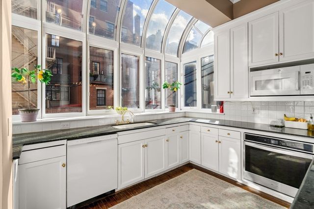 12 Marlborough St 1, Boston, MA 02116