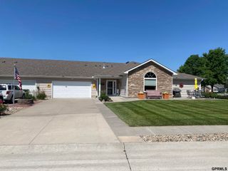 8614 N 161st Plaza, Omaha, NE 68007