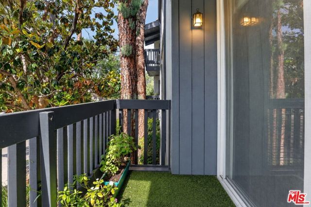 5003 Westpark Drive 103, North Hollywood (los Angeles), CA 91601
