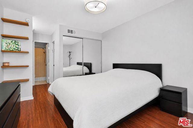 5003 Westpark Drive 103, North Hollywood (los Angeles), CA 91601