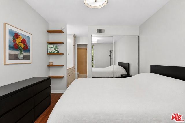 5003 Westpark Drive 103, North Hollywood (los Angeles), CA 91601