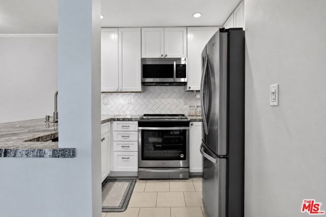 5003 Westpark Drive 103, North Hollywood (los Angeles), CA 91601