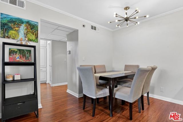 5003 Westpark Drive 103, North Hollywood (los Angeles), CA 91601