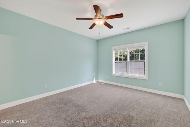 402 Governors Road, Wilmington, NC 28411