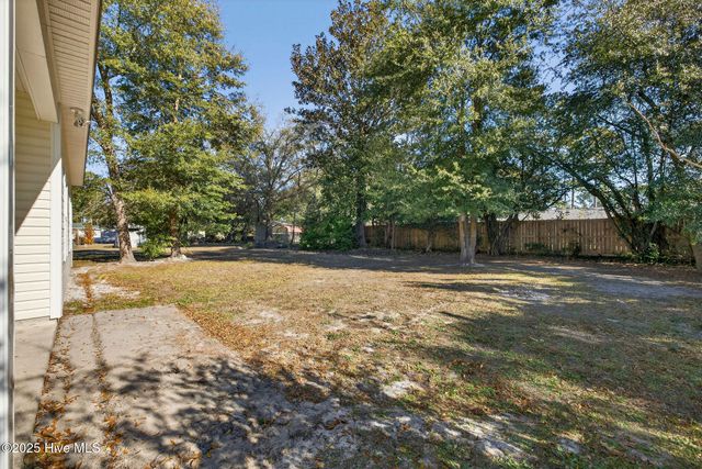 402 Governors Road, Wilmington, NC 28411