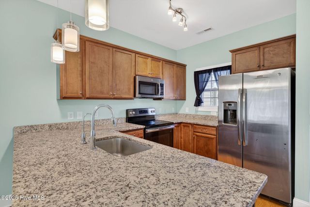 402 Governors Road, Wilmington, NC 28411