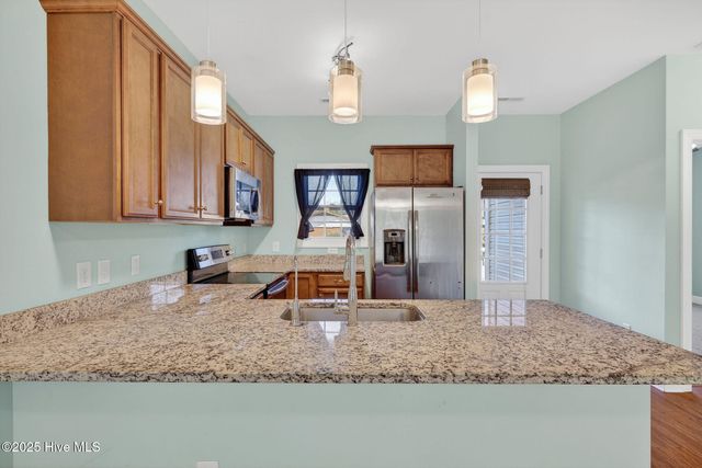 402 Governors Road, Wilmington, NC 28411