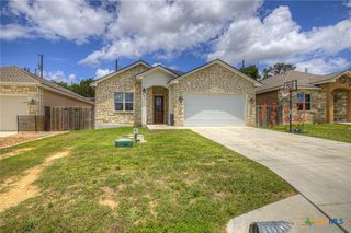627 Hummingbird Hill, Canyon Lake, TX 78133