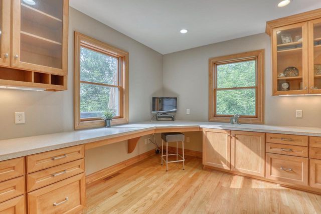 13345 N Windsor COURT, Mequon, WI 53097