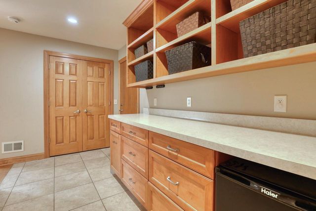 13345 N Windsor COURT, Mequon, WI 53097