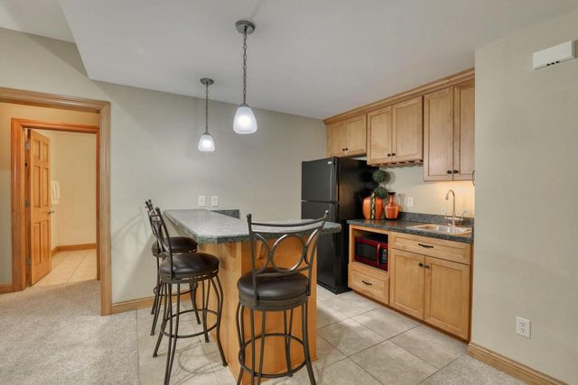 13345 N Windsor COURT, Mequon, WI 53097