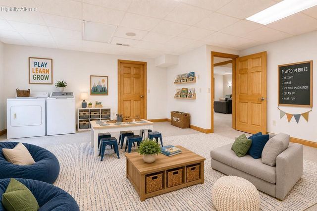 13345 N Windsor COURT, Mequon, WI 53097