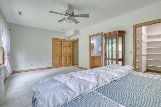 13345 N Windsor COURT, Mequon, WI 53097