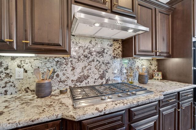 14842 W ALDEA Drive N, Litchfield Park, AZ 85340