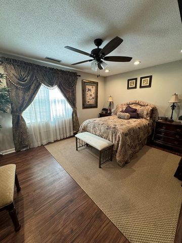 1683 John D Odom, Dothan, AL 36303