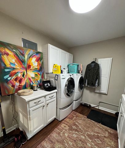 1683 John D Odom, Dothan, AL 36303