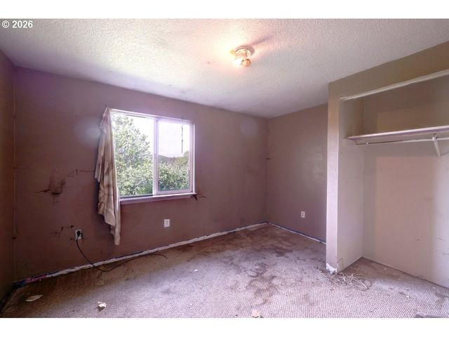 35343 SEARLS Ln, Astoria, OR 97103