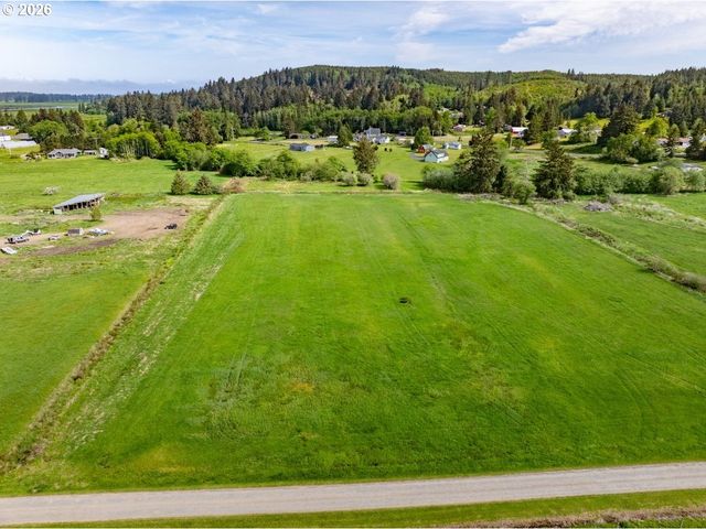 35343 SEARLS Ln, Astoria, OR 97103
