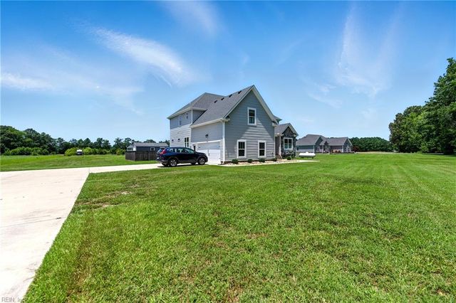 2425 Sanderson RD, Chesapeake, VA 23322