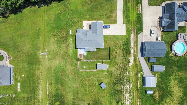 2425 Sanderson RD, Chesapeake, VA 23322