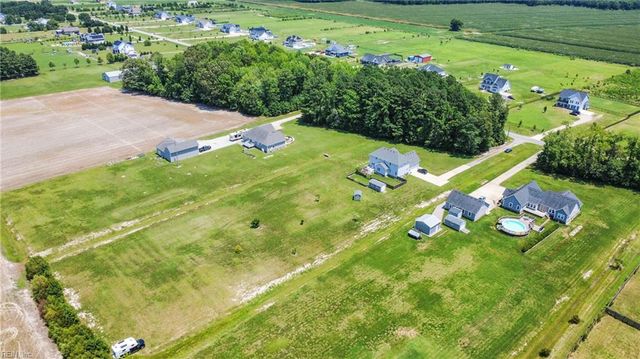 2425 Sanderson RD, Chesapeake, VA 23322