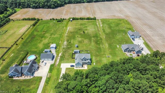 2425 Sanderson RD, Chesapeake, VA 23322