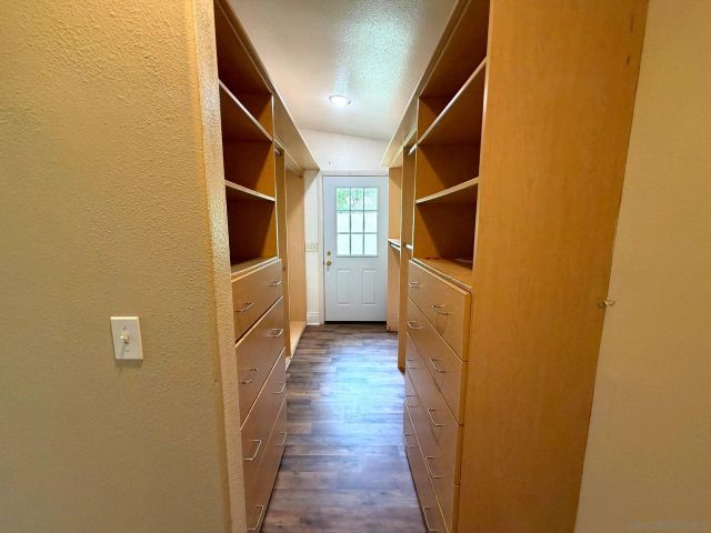 469 Lado De Loma Dr., Vista, CA 92083