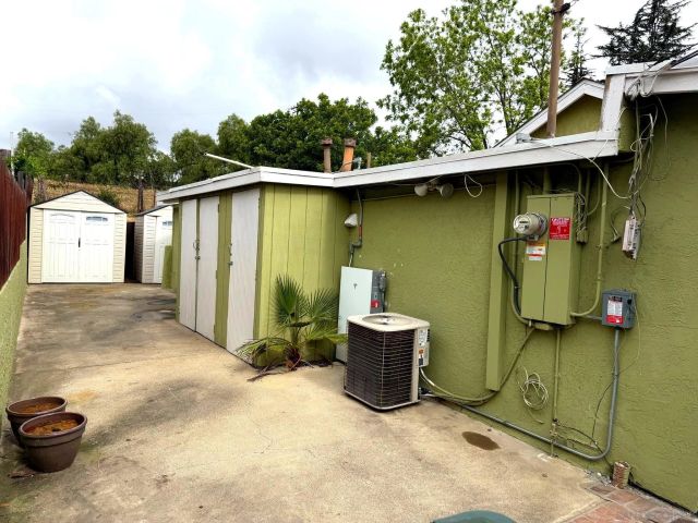 469 Lado De Loma Dr., Vista, CA 92083