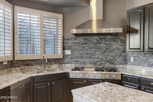 8540 E MCDOWELL Road 10, Mesa, AZ 85207