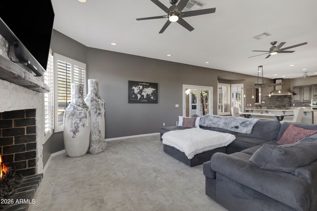 8540 E MCDOWELL Road 10, Mesa, AZ 85207