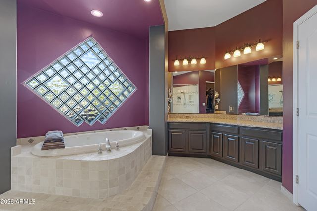 8540 E MCDOWELL Road 10, Mesa, AZ 85207